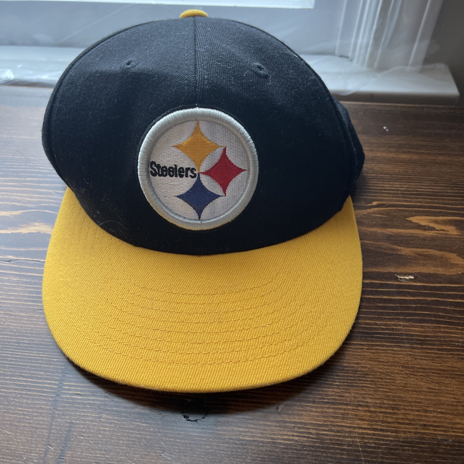 Pittsburgh Steelers NFL cap 210 Black Fitted By Flex Fix 7/8-