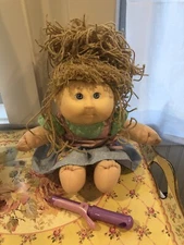 Hasbro Cabbage Patch Kids Pretty Crimp & Curl Doll