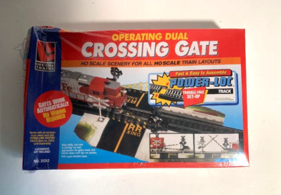 Life-Like Trains Operating Dual Crossing Gate HO Scale 21313 NOS Sealed Box