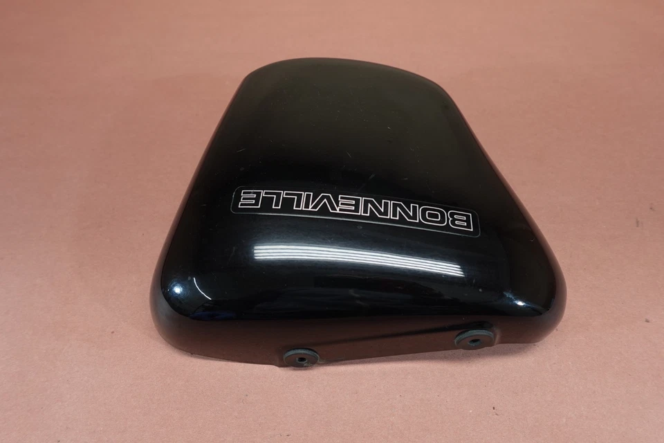Cubierta lateral derecha Triumph Bonneville T100 2009-2016 T2301238 Foto 4 de 4