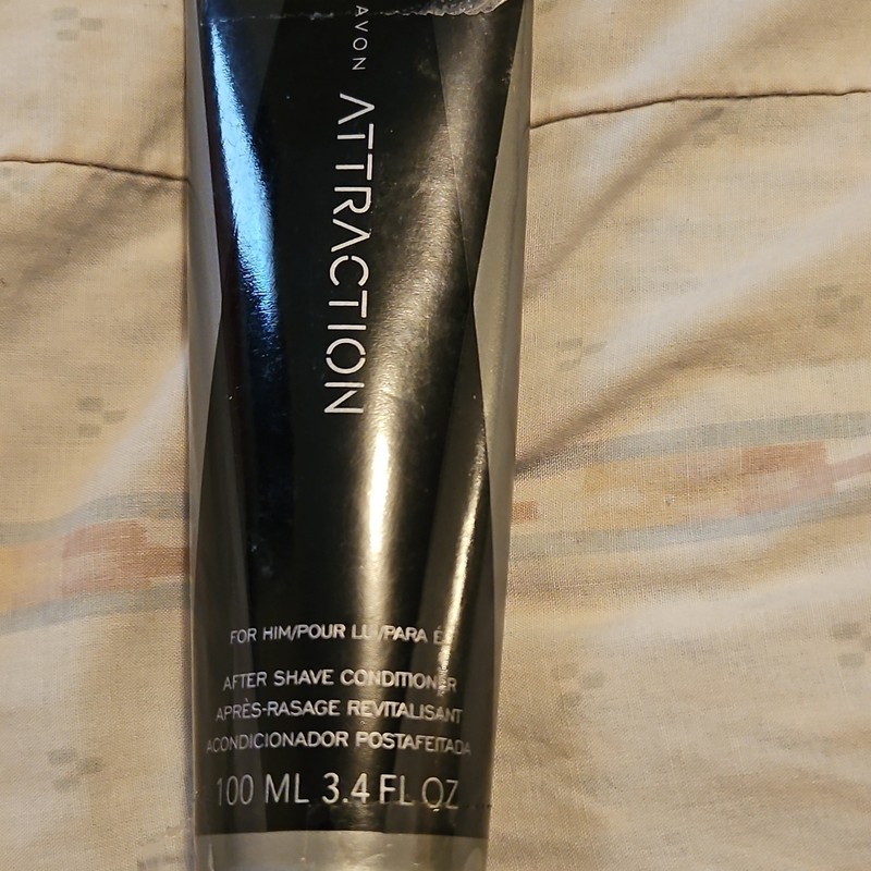 Avon Attraction Aftershave Conditioner Lotion for Men, Regular Size 3.4 fl oz