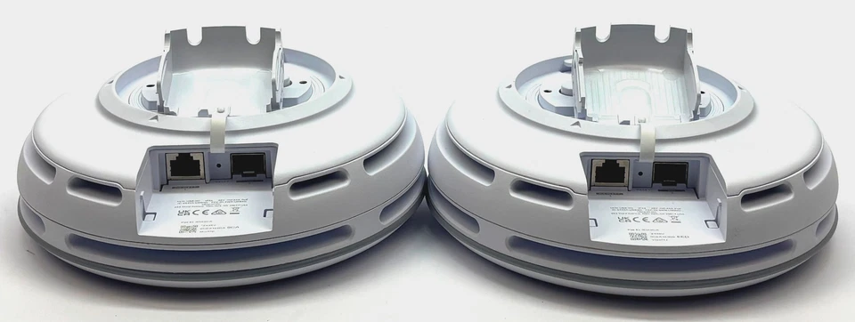 Ubiquiti UBB-XG-US UniFi Bridge 60 GHz Building-to-Building PtP Wireless - Paquete de 2 Foto 3 de 4