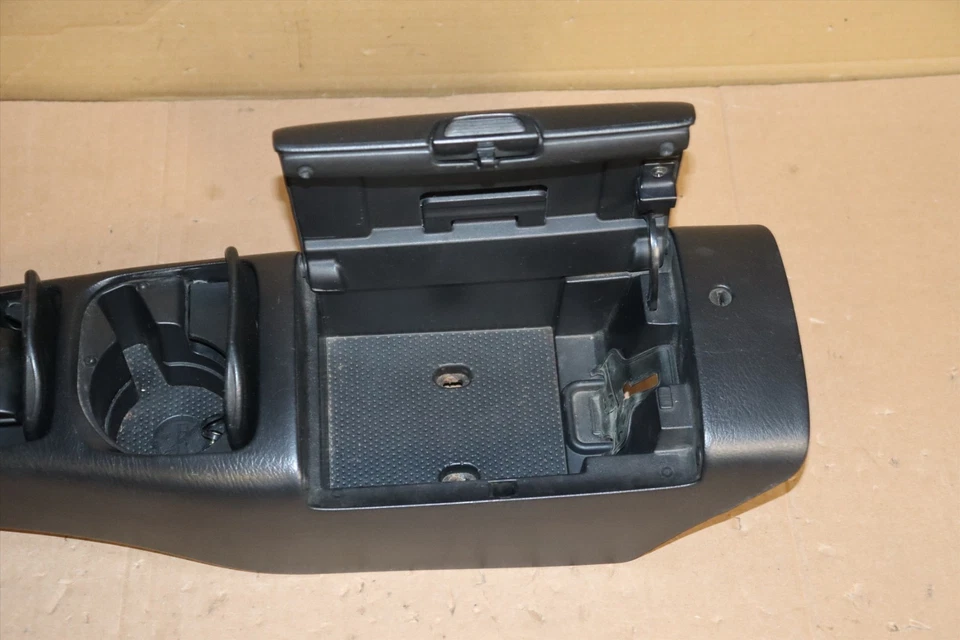 2001-2005 Mazda Miata MX-5 центральная консоль переключатель ободок отделка подстаканники - Изображение 2 из 4