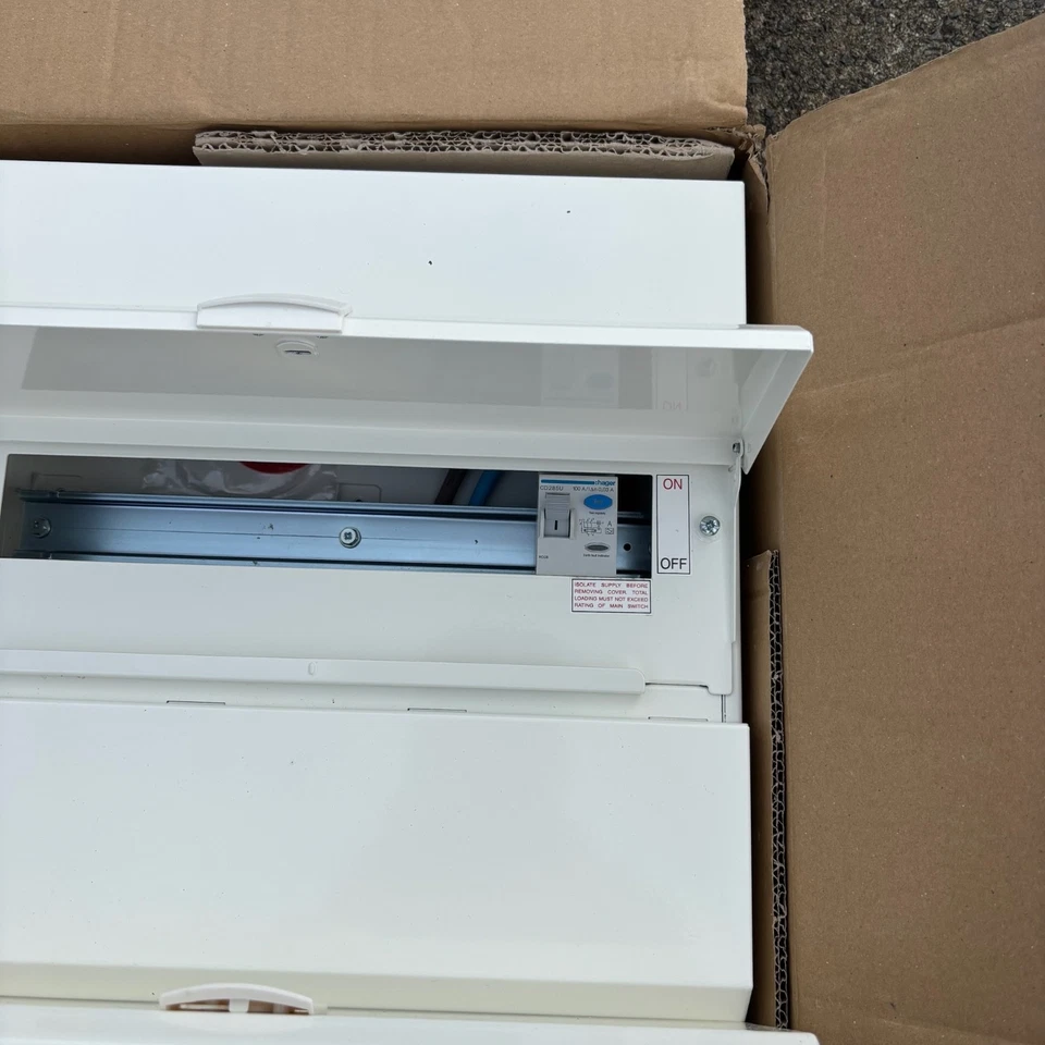 Hager VM91214H Dual Row 12+14 Way CU 2×100A RCCB 3×AFDD RCBO Arc Fault New - Image 4 of 4