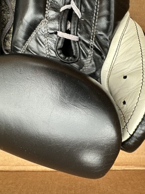 Cleto Reyes Training Boxing Gloves- Laceup Black 16oz - USED Pre