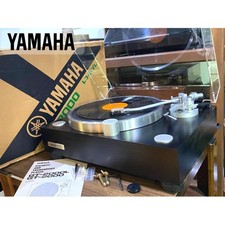 DDP YAMAHA GT-2000 Direct Drive Turntable Full Set Original Box Serviced