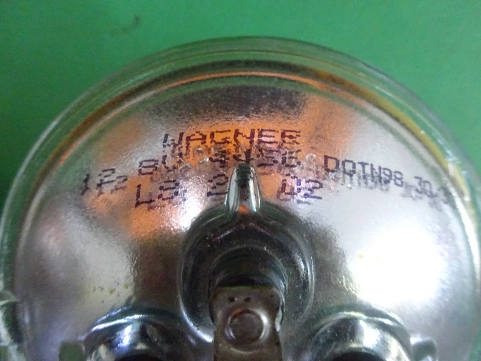 HARLEY DAVIDSON BAGGER'S ELECCIÓN DE TRES PARES DE BOMBILLAS FOCO 4 1/2" Foto 3 de 4