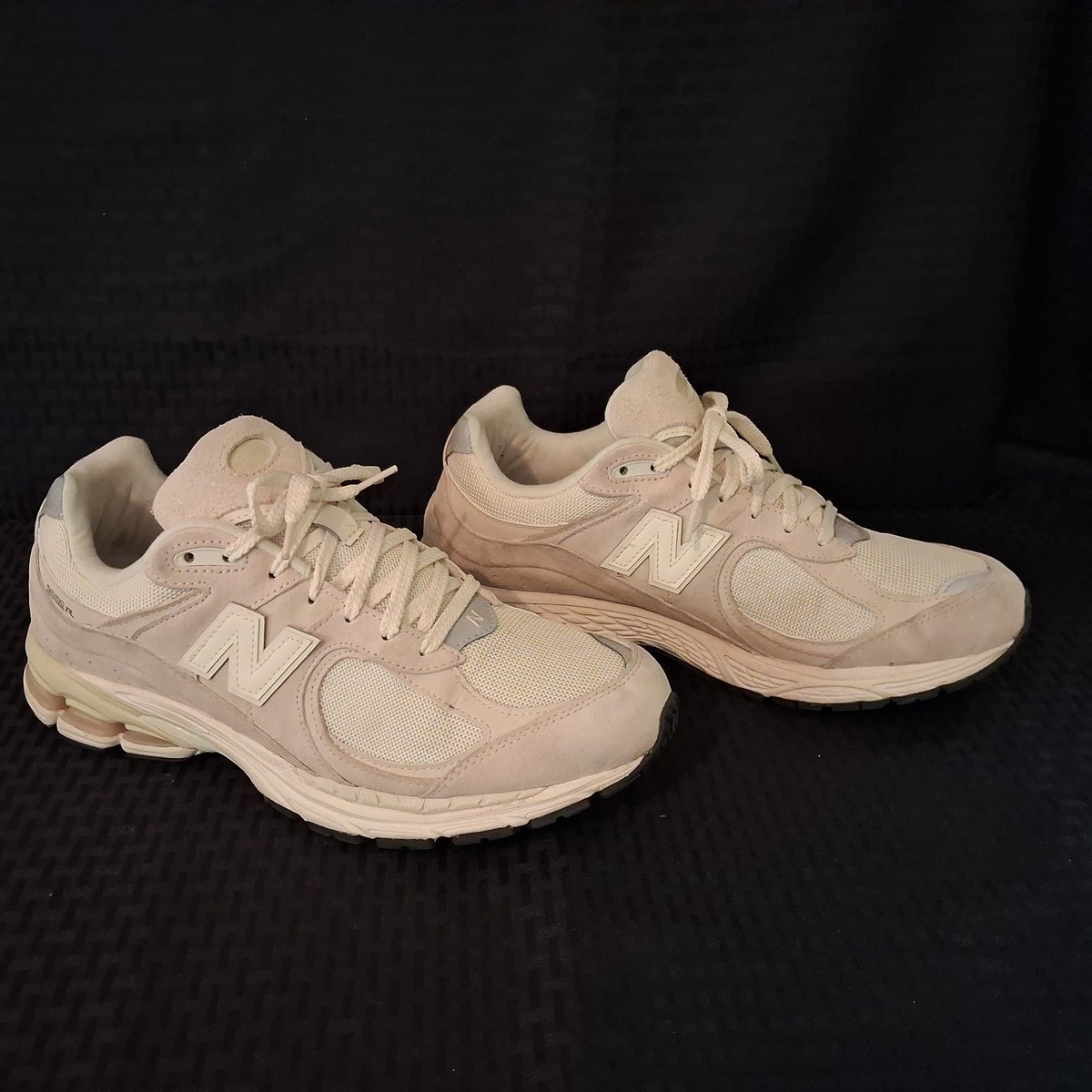 New Balance 2002RCC Calm Taupe Suede Upper Men\'s Size 12D Athletic Sneakers New Balance 2002RCC Calm Taupe Suede Upper Men main image 2