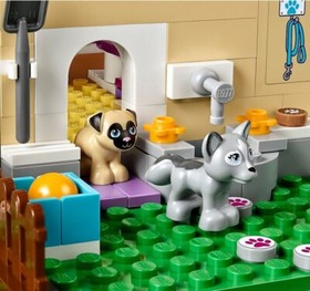 LEGO Friends #41124 "Heartlake Puppy Daycare" - 100% Complete with Manual