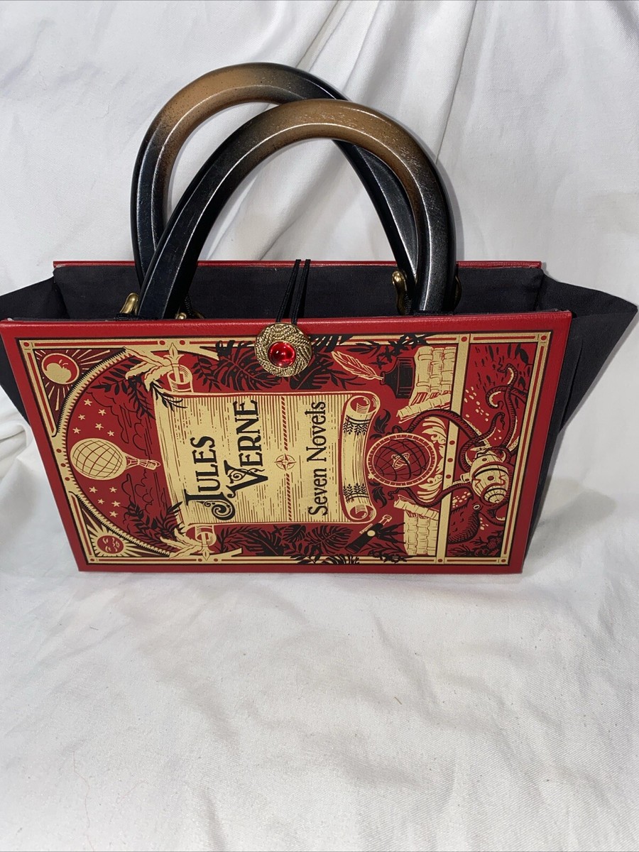 2006 Barnes & Noble: Jules Verne SEVEN NOVELS Book Shaped Bag With