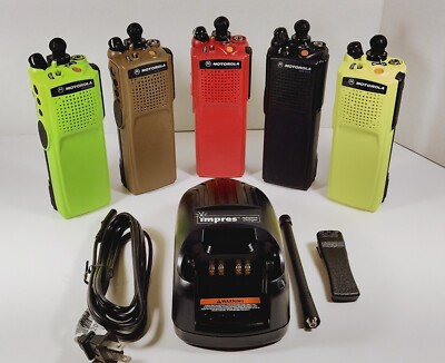 XTS5000 Motorola 無稼働 バッテリー アンテナ付属 LE装備 MOTOROLA XTS5000 UHF 380-470mhz P25 TWO WAY DIGITAL RADIO