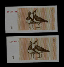 LITHUANIA(2 )CONSECUTIVE BANK NOTES  1 TALONAS  1992  P 39 UNCIRCULATED