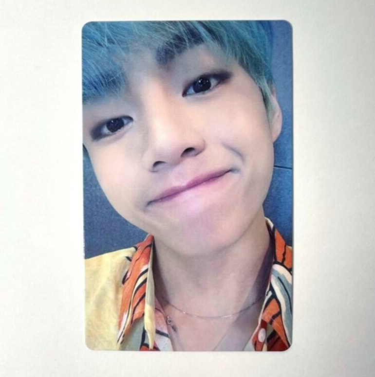 BTS V Taehyung Lights / Boy with Luv Japan LTD Official photo card