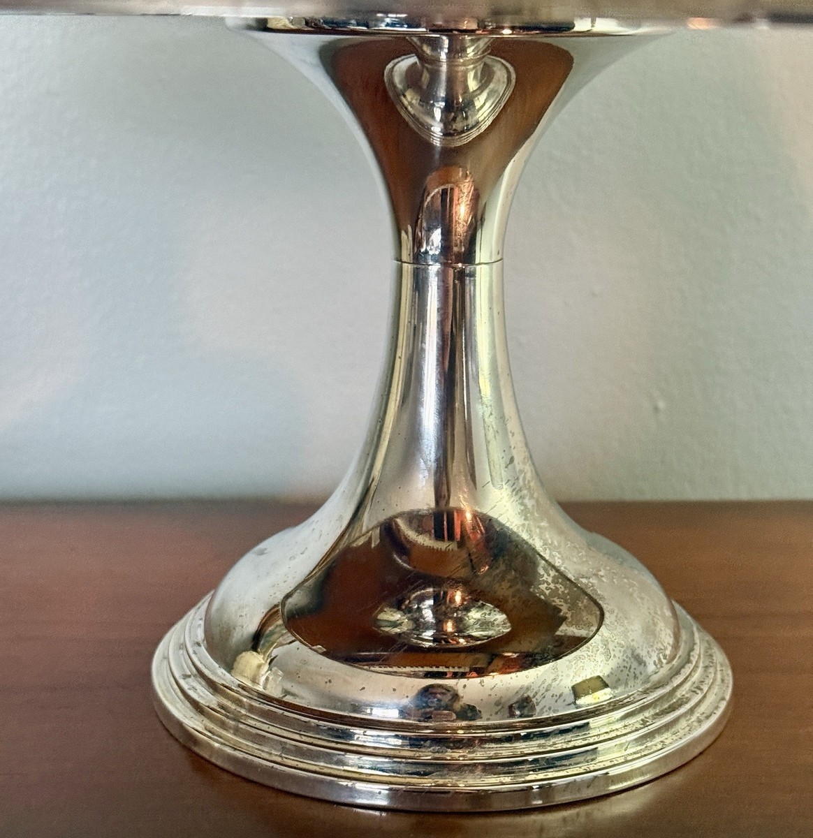 12 : Vintage Godinger Silver-Plated Mirrored Cake Plateau 12\
