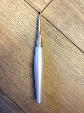 Furls Odyssey Crochet Hook G 4.5mm Discontinued Silver sparkle
