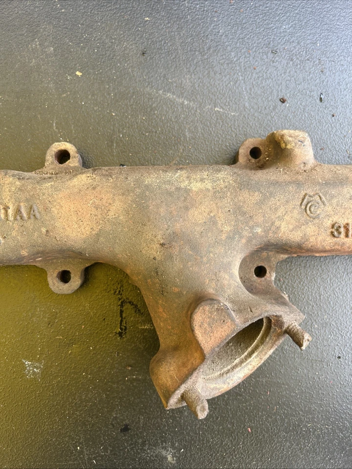 Camión Ford F-100 F-250 1968-1974 360-390 colector de escape izquierdo D2TE-9431-AA Foto 3 de 4