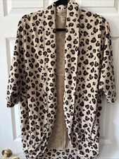 Women  s Crown  Ivy Cabana Animal Print Cardigan 3/4 Sleeves Knit Sz S Pockets