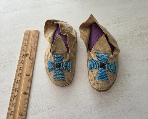  Indian Child MoccasansFrom An Old Indian Collection, 4"   - Picture 2 of 3