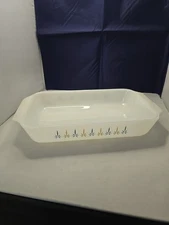 Vintage Anchor Hocking Fire King 1 1/2QT Star Flame Casserole Dish