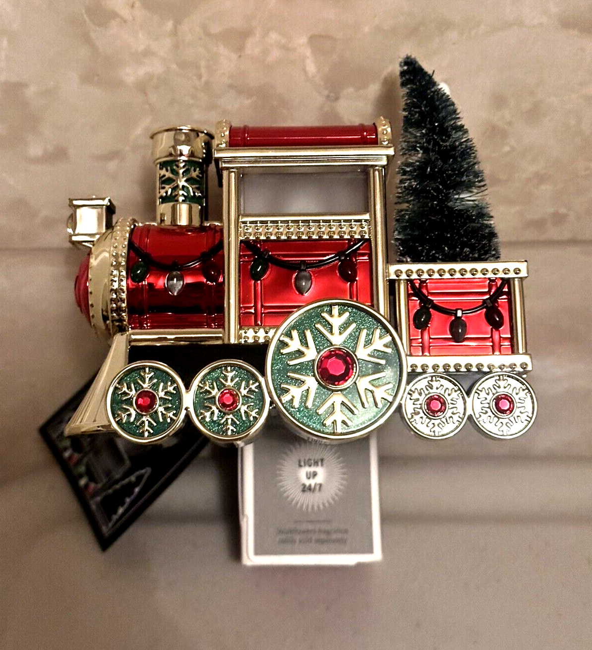 BATH & BODY WORKS CHRISTMAS TRAIN PROJECTOR NIGHTLIGHT WALLFLOWER PLUG IN-image