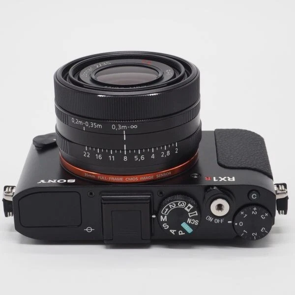 SONY Cyber-shot DSC-RX1R 24.3 MP Black Digital Camera MINT with box - Image 4 of 4