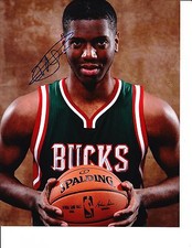 MILWAUKEE BUCKS DAMIEN INGLIS SIGNED POSED 8X10