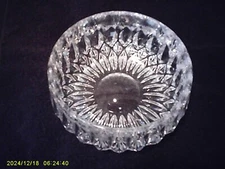 Vintage Stunning Cut-Crystal Bowl - Sunflower Patter Design 5 1/2" Diameter