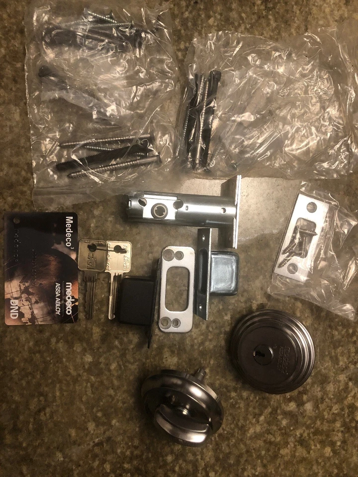 Medeco ASSA ABLOY Maxum Deadbolt High Security Satin Nickel - 2 Keys w/ Card - Image 3 of 4