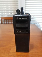 **LOOK**Motorola HT1000 UHF Walkie-Talkie 2-Way Radio H01SDC9AA3DN*Absolute SALE