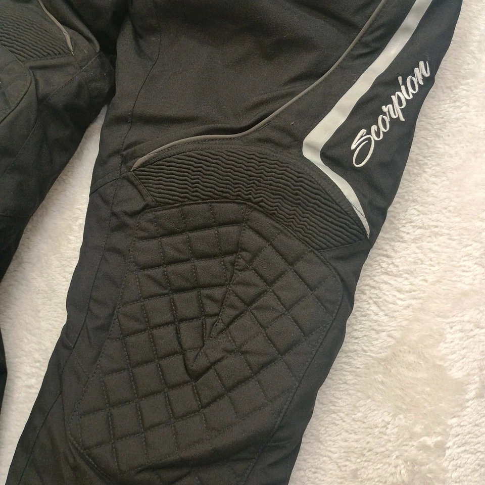 Calça de motociclista feminina Scorpion Exo têxtil L XDR Zion com forros - Imagem 4 de 4