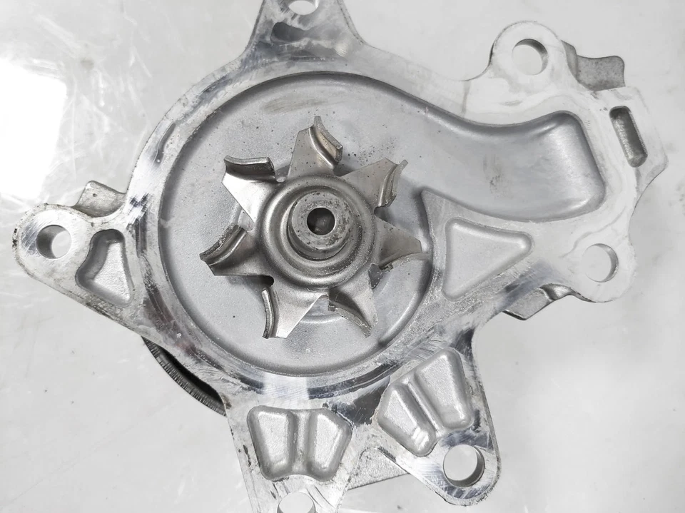 Bomba de agua refrigerante Toyota C-Hr 2018-2022 2,0 L 16100-09620 *con motor Valvematic Foto 4 de 4