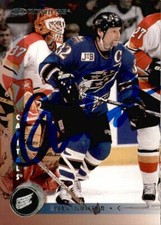 Dale Hunter Signed Auto 1997-98 Donruss card Washington Capitals