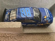2016 Dale Earnhardt Jr 88 Nationwide Childrens 1/24 Lionel Nascar Diecast 1/1141