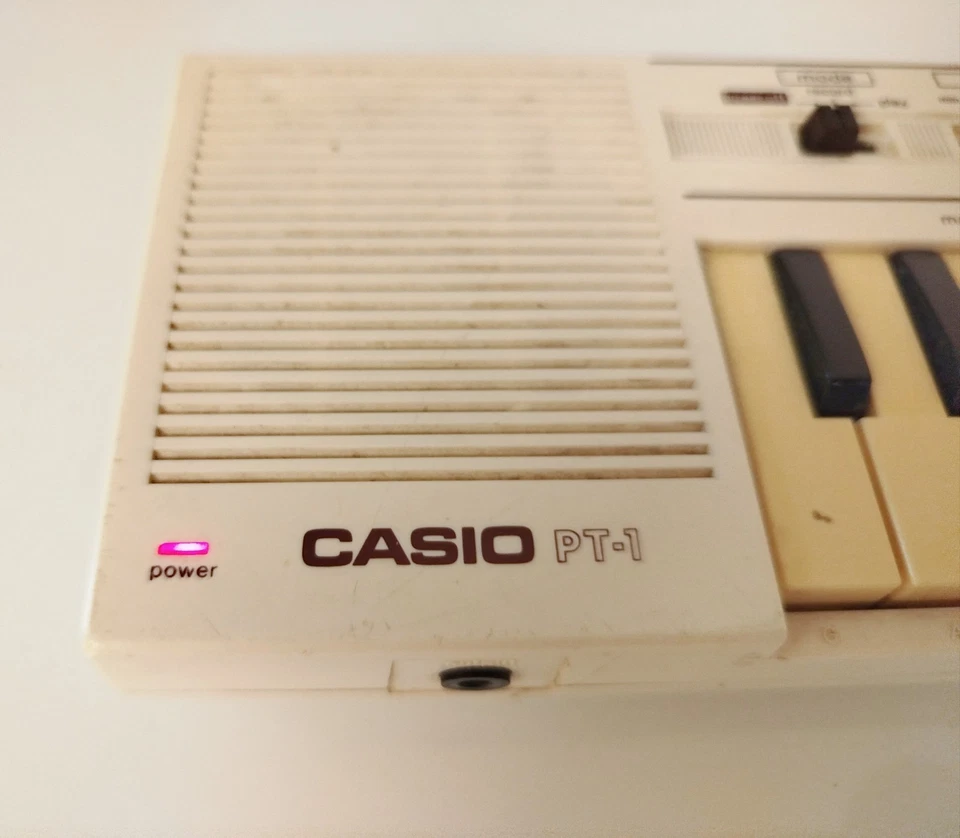 Casio PT-1 Mini Keyboard Piano Elektrisch Reperatur Bedürftig/In need of repair - Bild 3 von 4