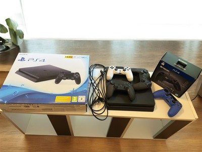 Sony PlayStation 4 Slim 500GB Spielkonsole -(bundle 5 Controller und 4 Spiele)