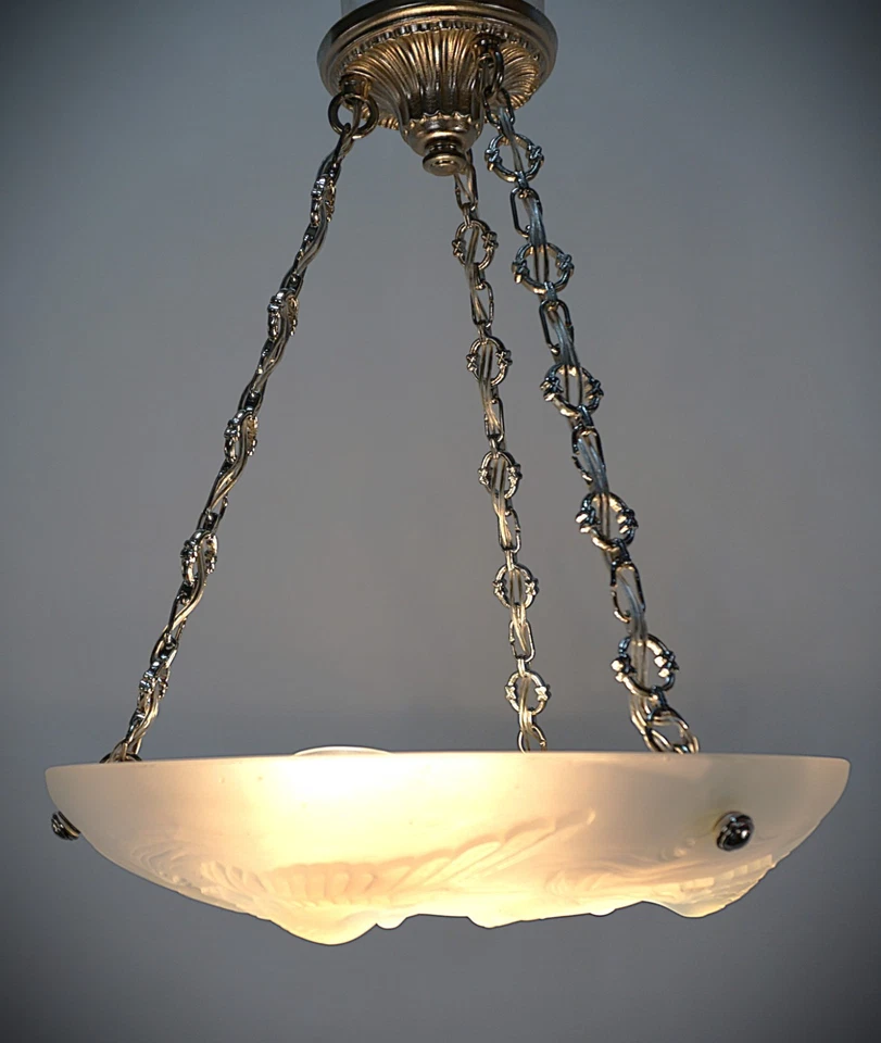 Lámpara de araña francesa art deco círculo 1925-1935 colgante de vidrio opalino escarchado transparente Foto 3 de 4