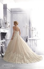 Morilee Ball Gown Tulle Alencon Lace Wedding Dress 2674 Ivory Size 10