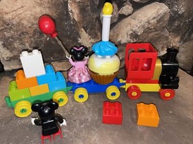 Lego Duplo 10597 Birthday Parade Mickey & Minnie Mouse Train Set Complete!