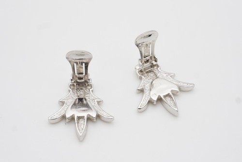 Christian Dior Vintage Fleur De Lis Crystals Lily Flower Leaf Earrings, Silver - Picture 11 of 11
