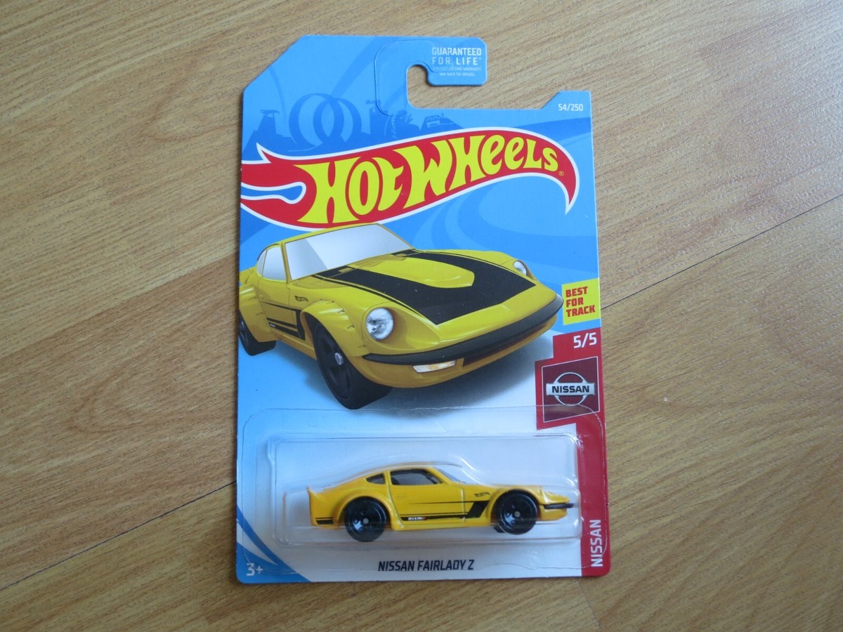 MATTEL Hot Wheels Nissan Fairlady Z (Yel) 1/64 Scale (54/250