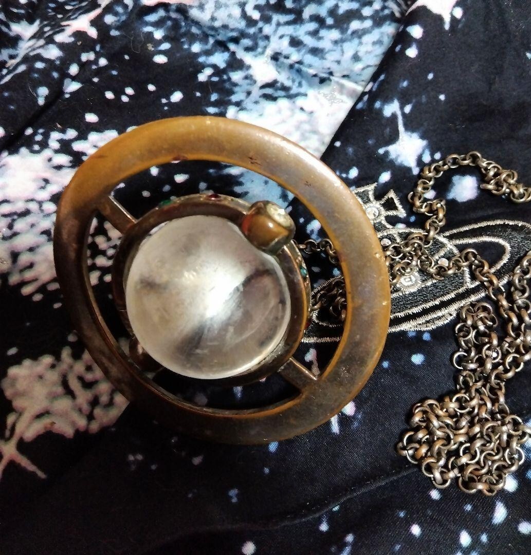 か*ん様 〈正規品〉Vivienne Westwood ACCESSORIES Vivienne Westwood discontinued, giant orb necklace Fashion
