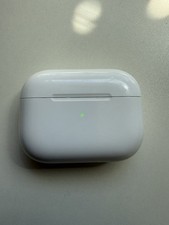 READ - Apple AirPods Pro A2190 1st Generation with Charging Case READ