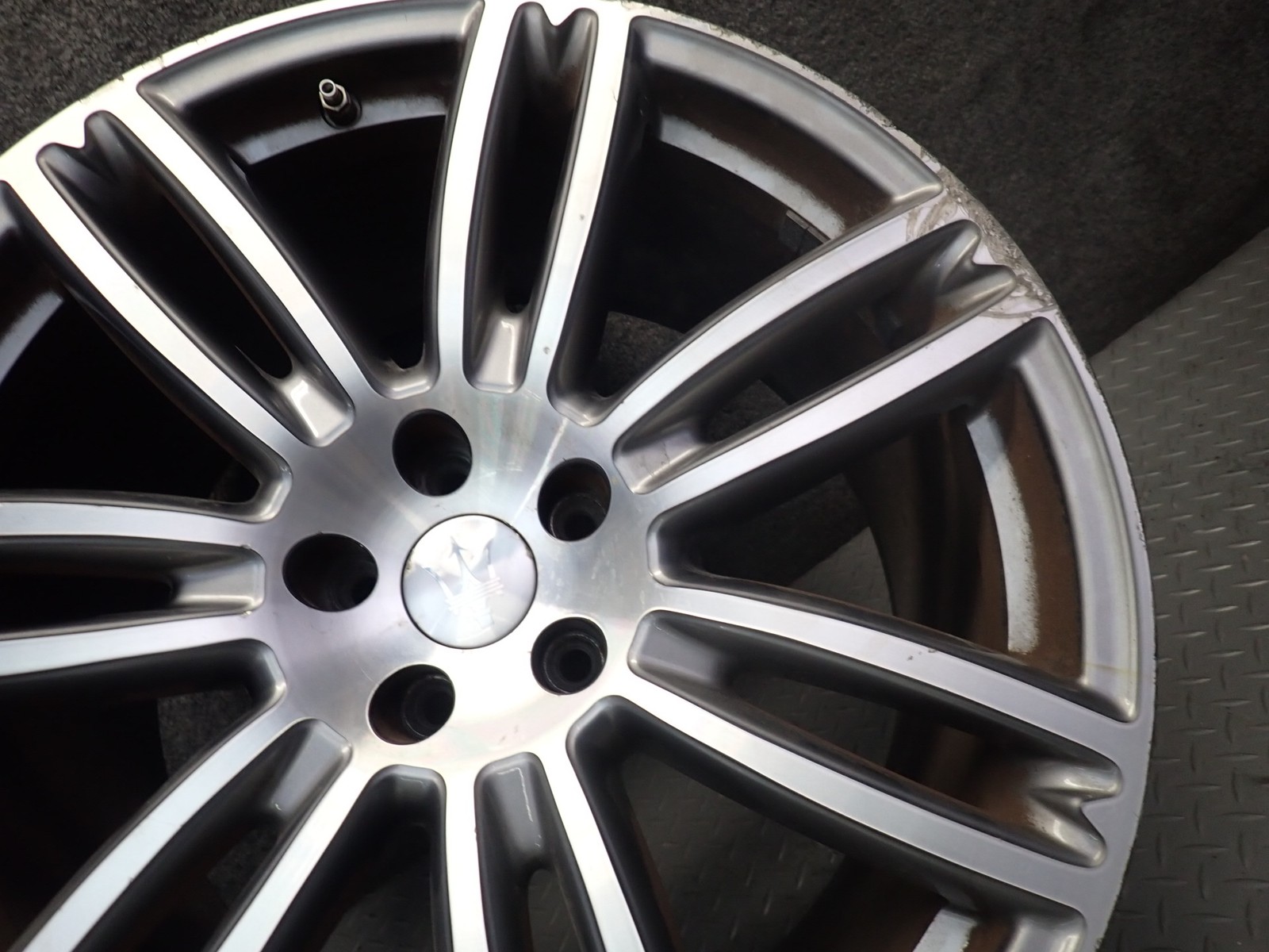 Maserati Quattroporte 2014-2021 Wheel