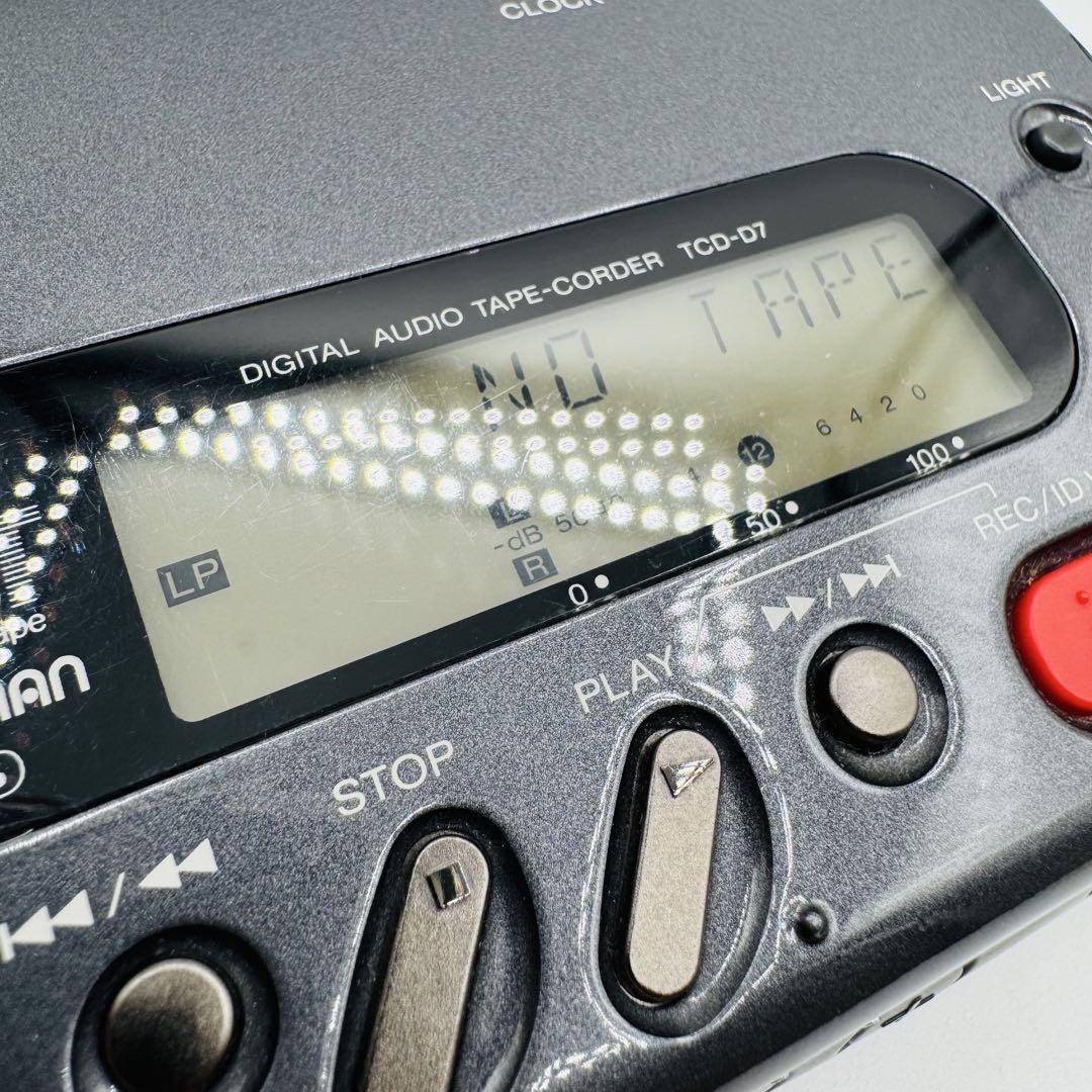 【美品】SONY ソニー TCD-D7 DAT WALKMAN ウォークマン Sony TCD-D7 DAT Walkman Digital Audio Tape Recorder with New