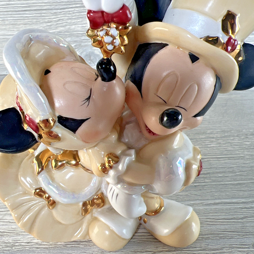 Disney Mickey & Minnie Mouse Under The Mistletoe Kisses Christmas Figurine 5" H - Picture 6 of 10