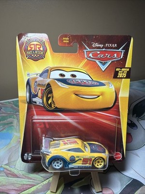 Disney Pixar Cars Cruz Ramirez 51 Race & Rescue Rally Race 200 Metal Series