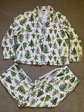 Womens Old Navy Size L Two Piece Flannel Pajama Set Christmas Tree Pattern