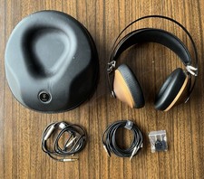 Meze 99 Classics Closed Back Headphones Walnut Silver W/Accessories & Case