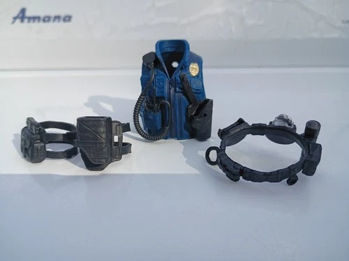 HASBRO GI JOE CLASSIFIED FODDER Police vest and holsters accessories
