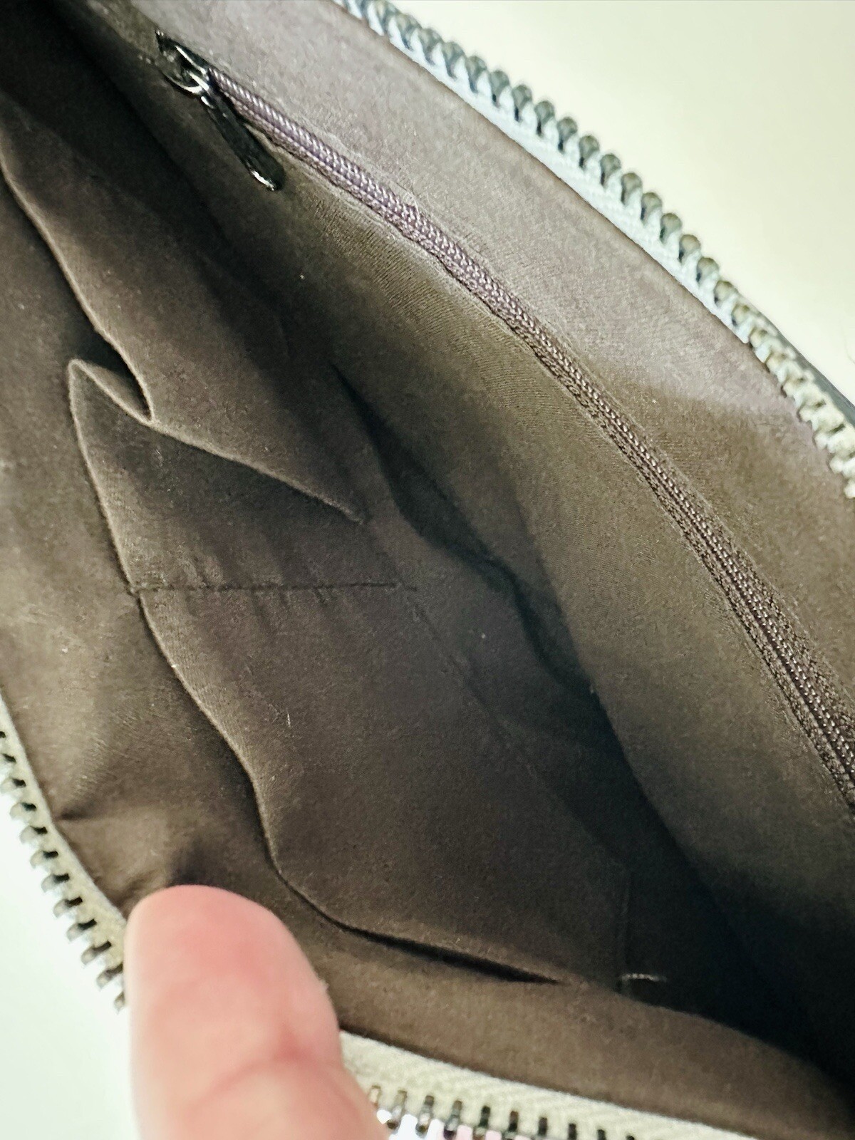 Silver Crossbody Purse Python Embossed Pattern - image 3